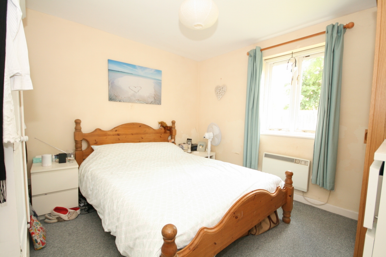 2 Bed Ground Floor Apartment For Sale - Secondary Image
