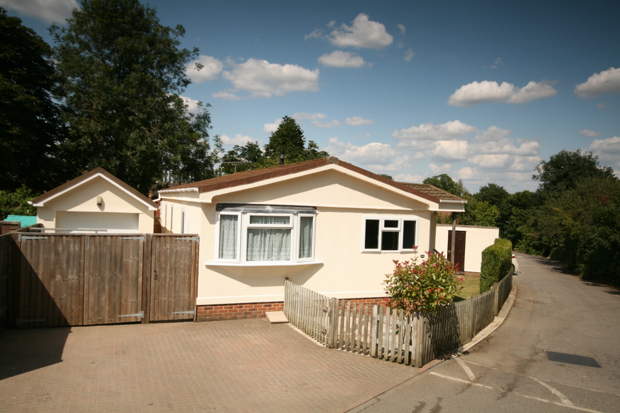 3 Bed Duplex Unit Mobile / Park Homes For Sale - Main Image