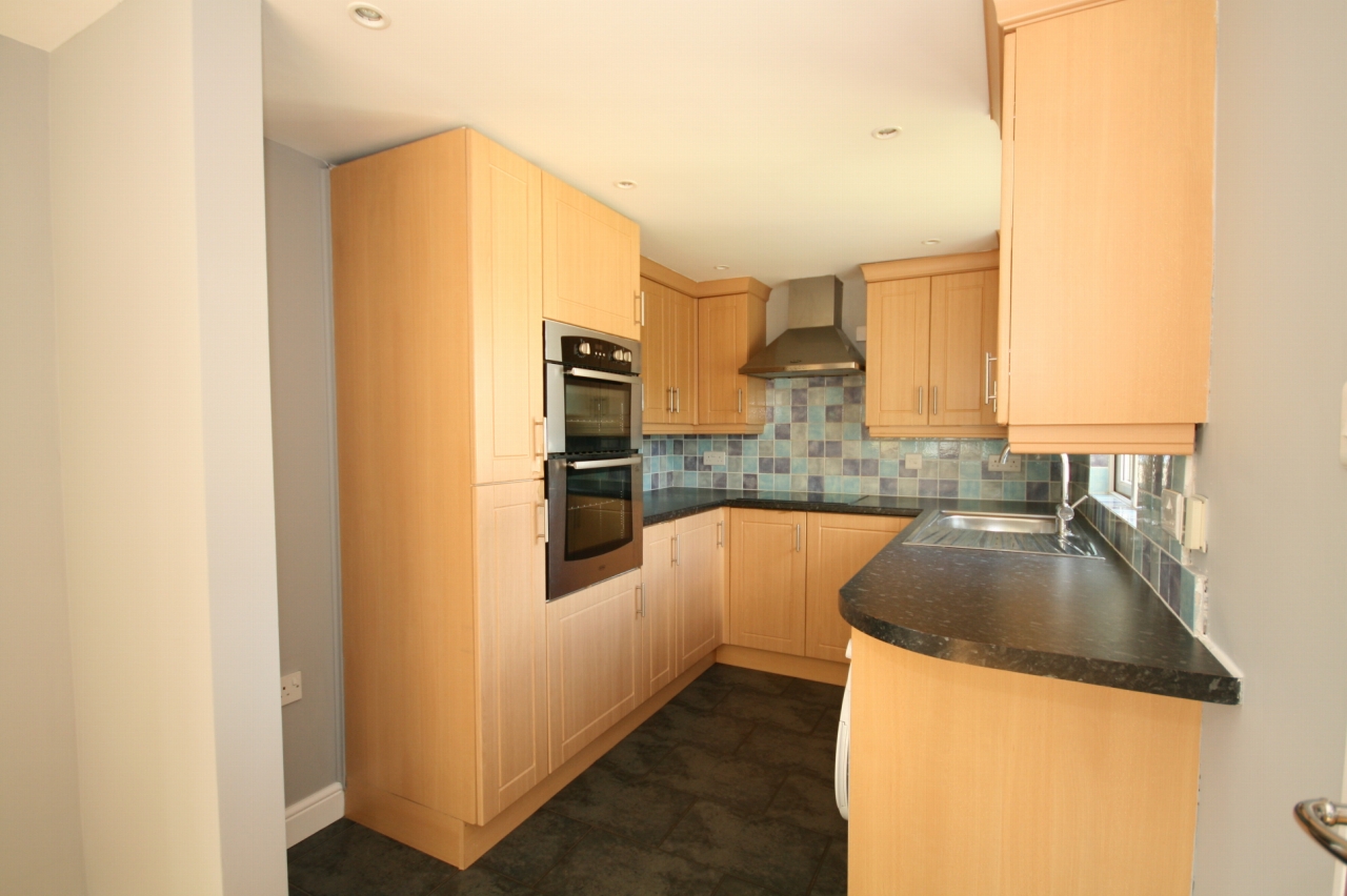 3 Bed Duplex Unit Mobile / Park Homes For Sale - Secondary Image