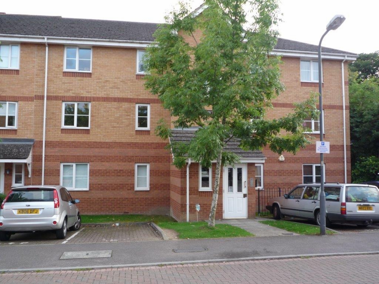 2 Bed First Floor Apartment To Rent - Main Image