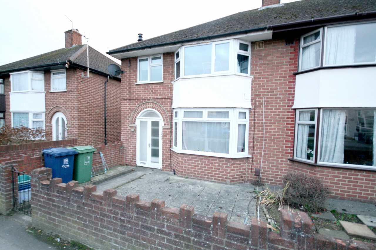 1 Bed Ground Floor Apartment To Rent - Main Image