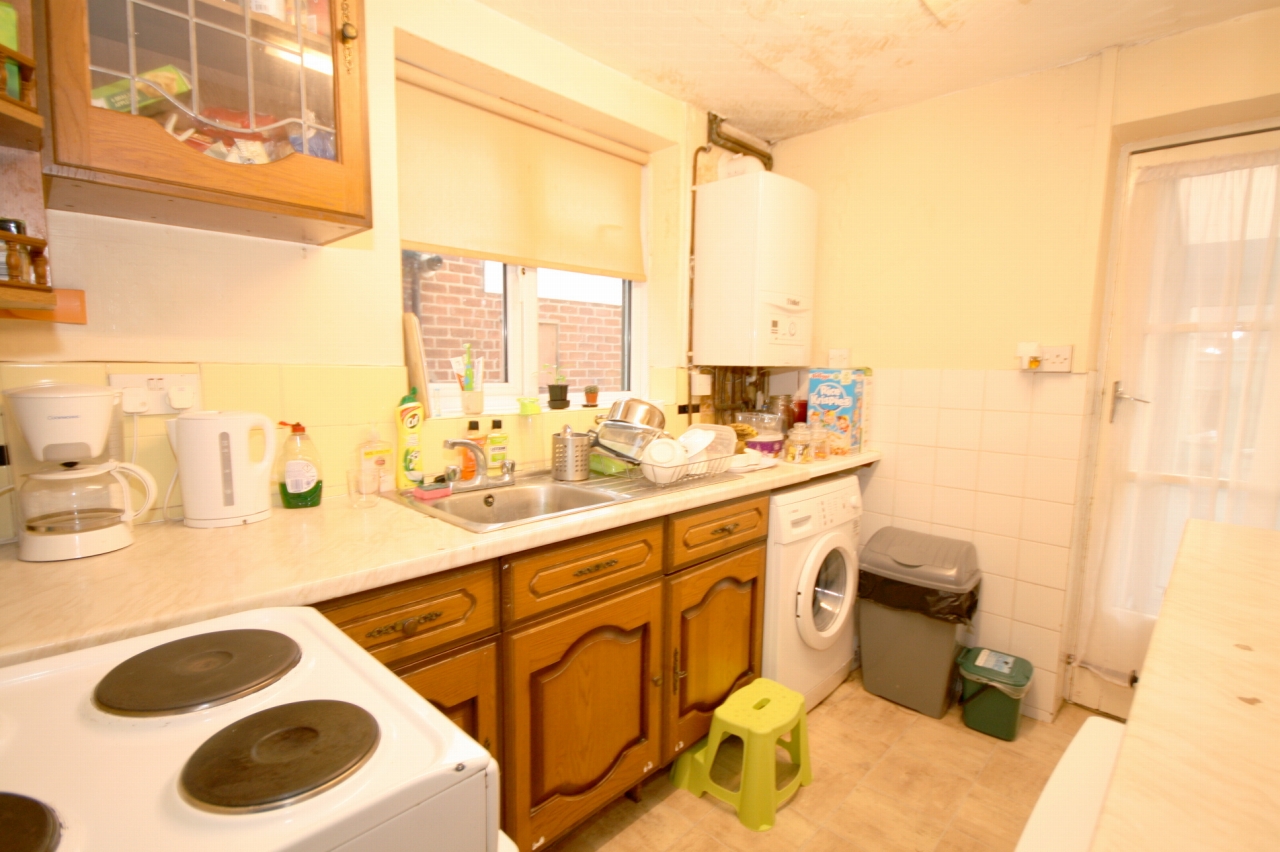 1 Bed Ground Floor Apartment To Rent - Secondary Image