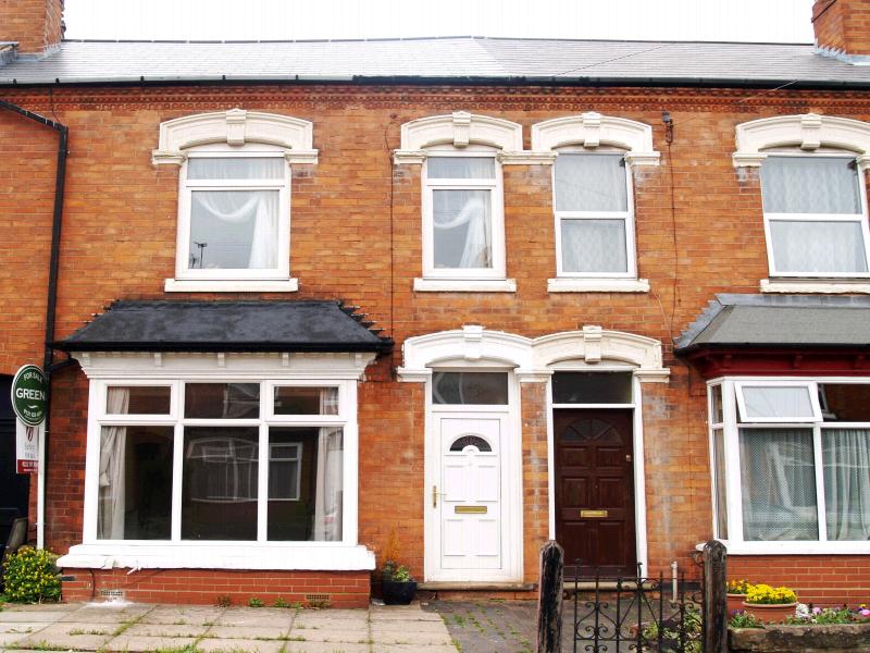 3 bedroom mid terraced house Application Made in Birmingham - Main Image.