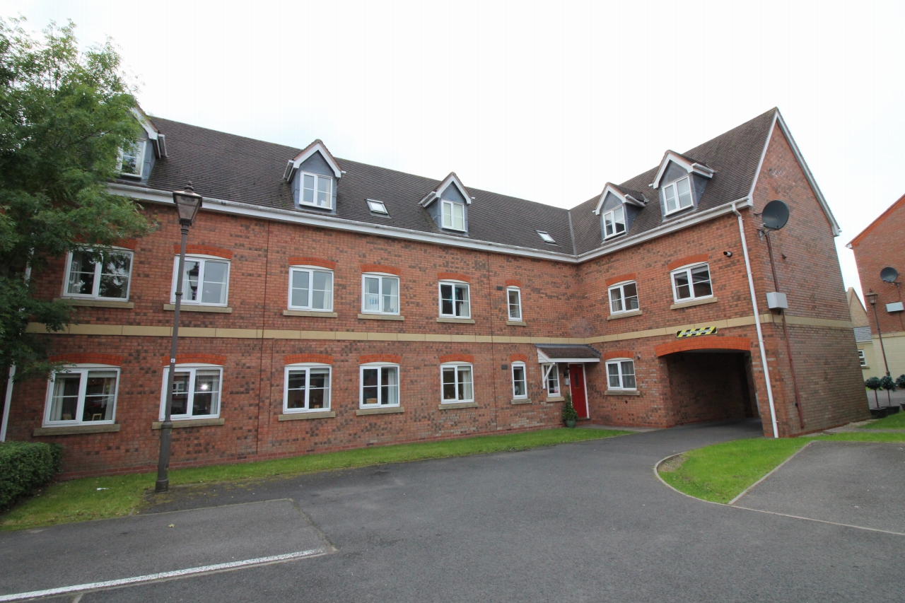 1 bedroom second floor apartment SSTC in Shirley - Main Image.