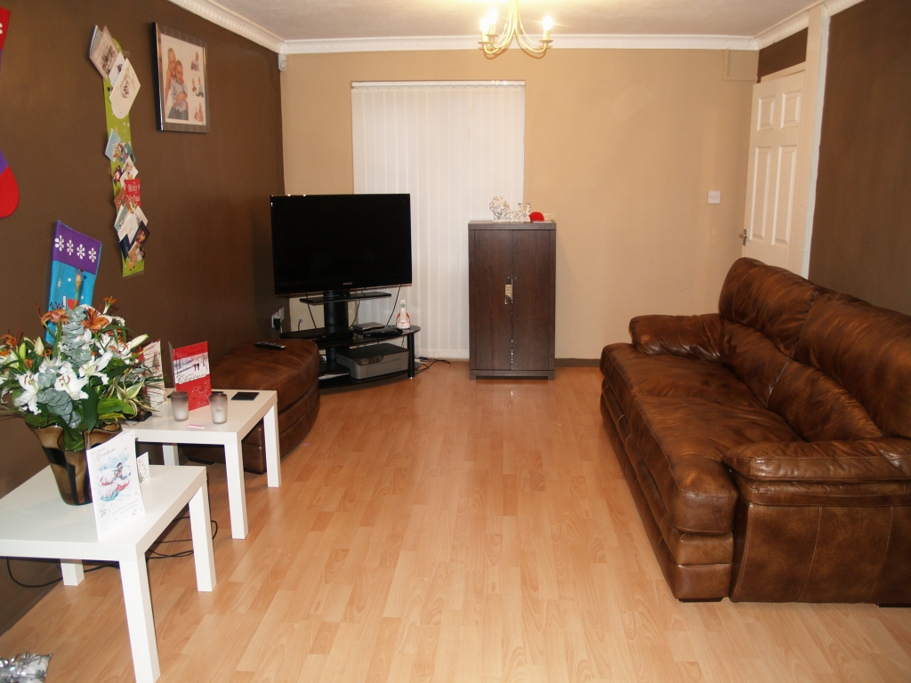 3 bedroom mid terraced house Application Made in Birmingham - photograph 2.