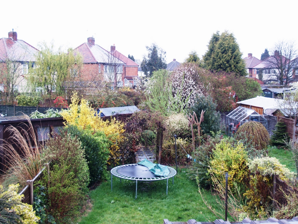 4 bedroom semi detached house SSTC in Solihull - photograph 8.