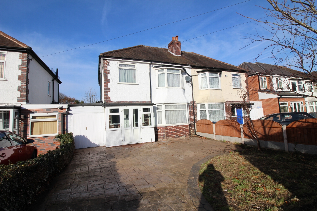 3 bedroom semi detached house Application Made in Birmingham - Main Image.