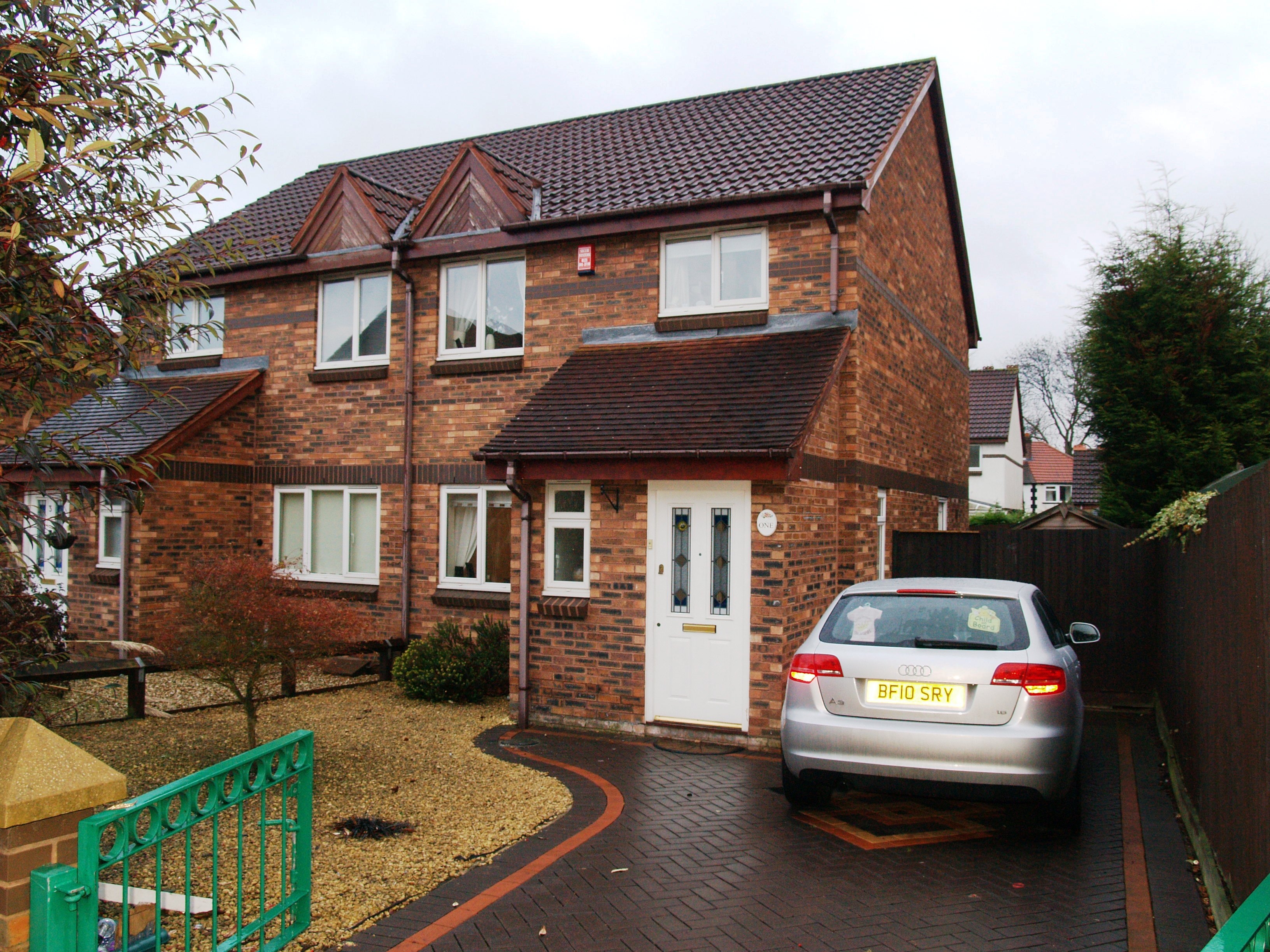 3 bedroom semi detached house SSTC in Birmingham - photograph 1.