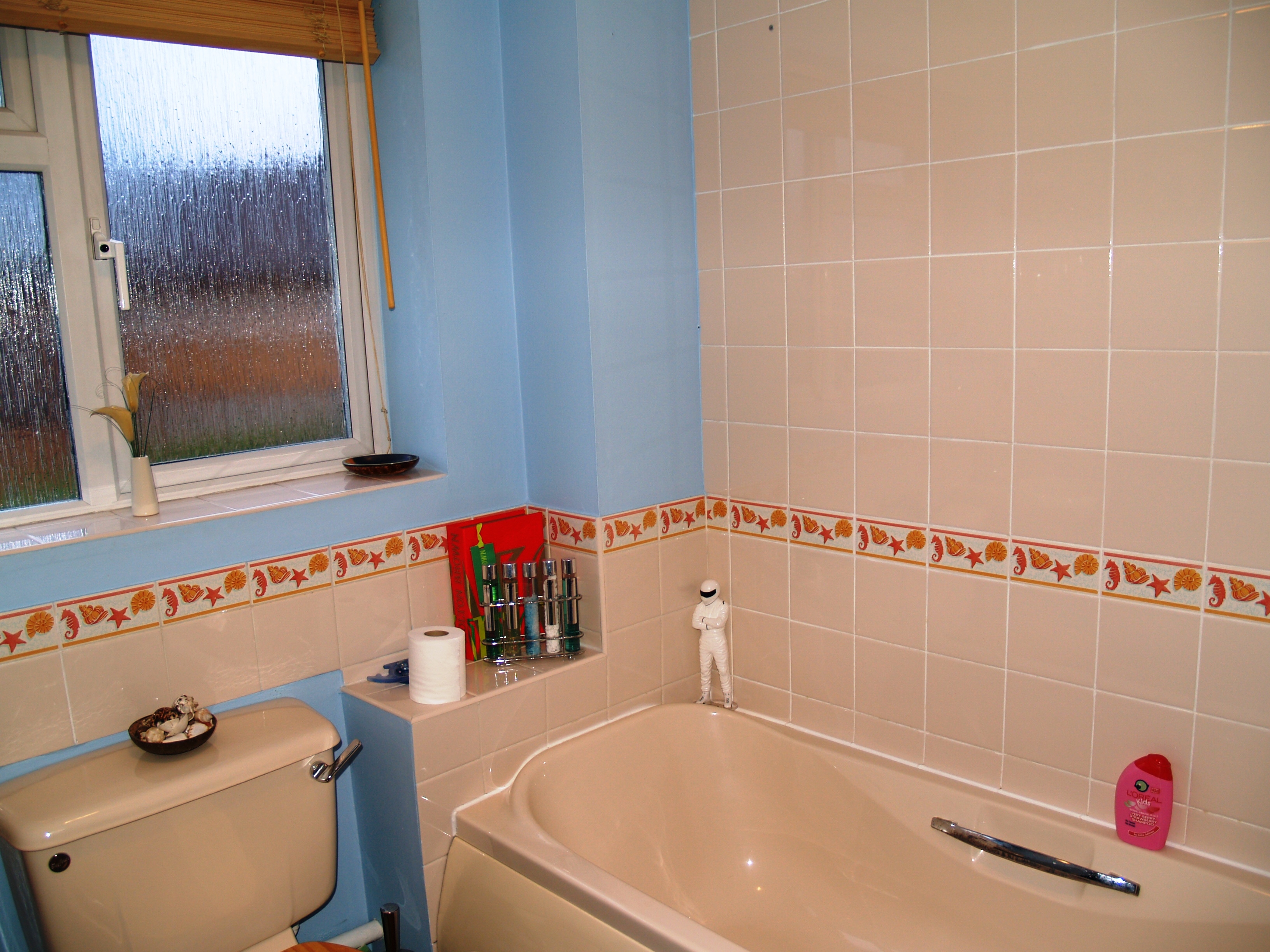 3 bedroom semi detached house SSTC in Birmingham - photograph 9.