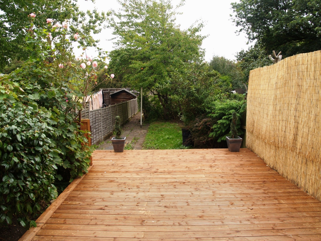 3 bedroom mid terraced house SSTC in Birmingham - photograph 10.