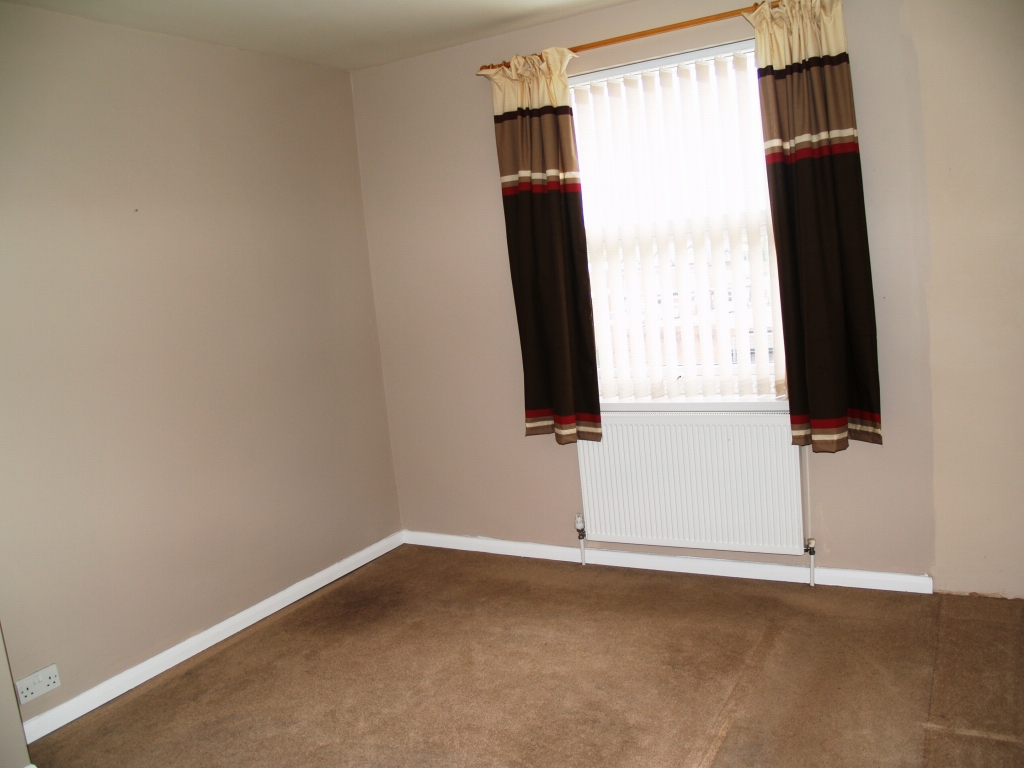 4 bedroom semi detached house Application Made in Birmingham - photograph 5.