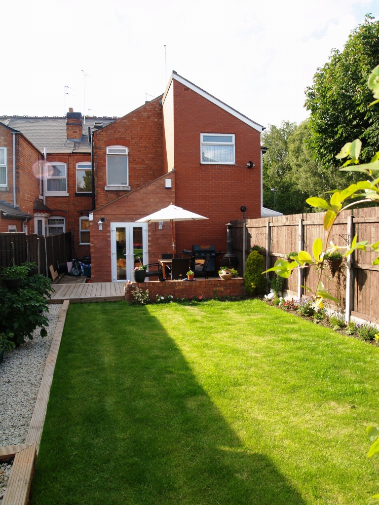 4 bedroom mid terraced house Application Made in Birmingham - photograph 4.