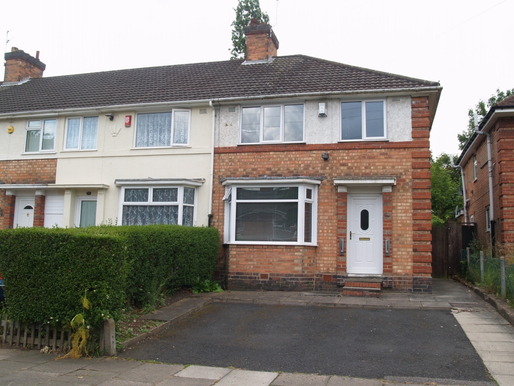 3 bedroom end terraced house SSTC in Birmingham - Main Image.