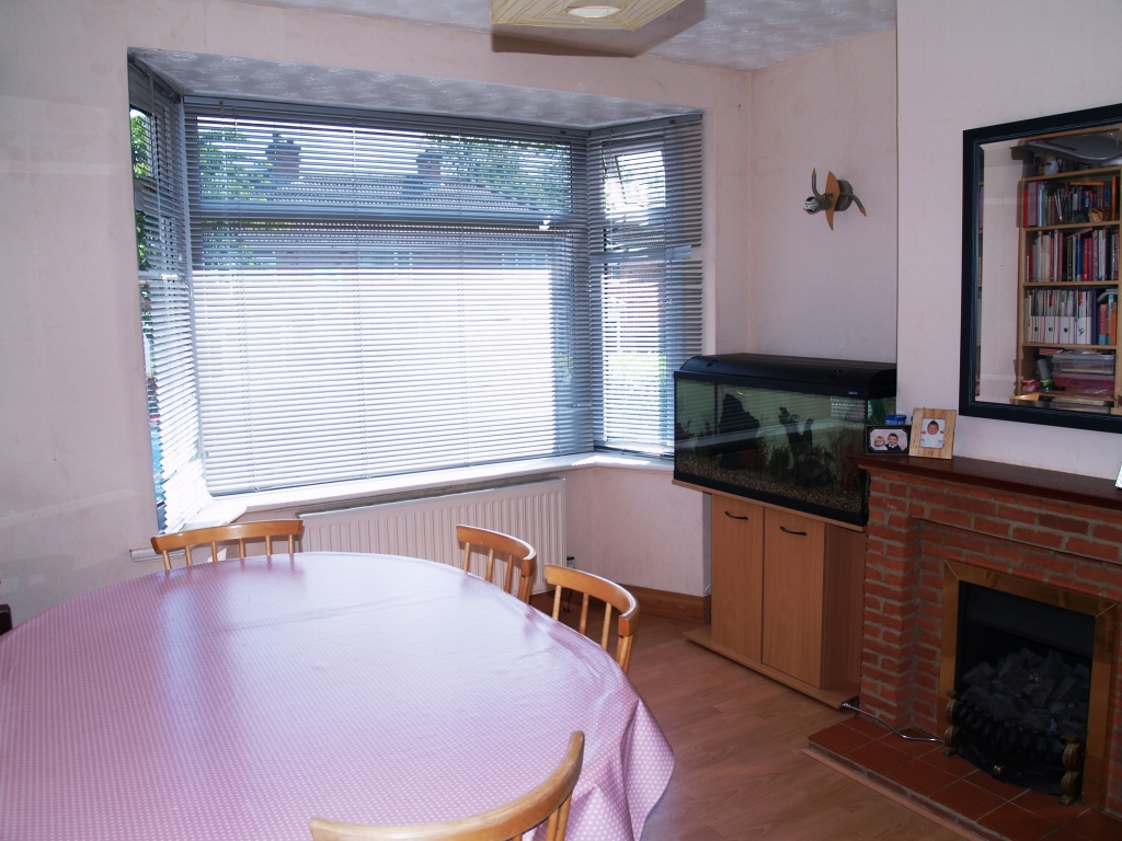 3 bedroom end terraced house SSTC in Birmingham - photograph 5.