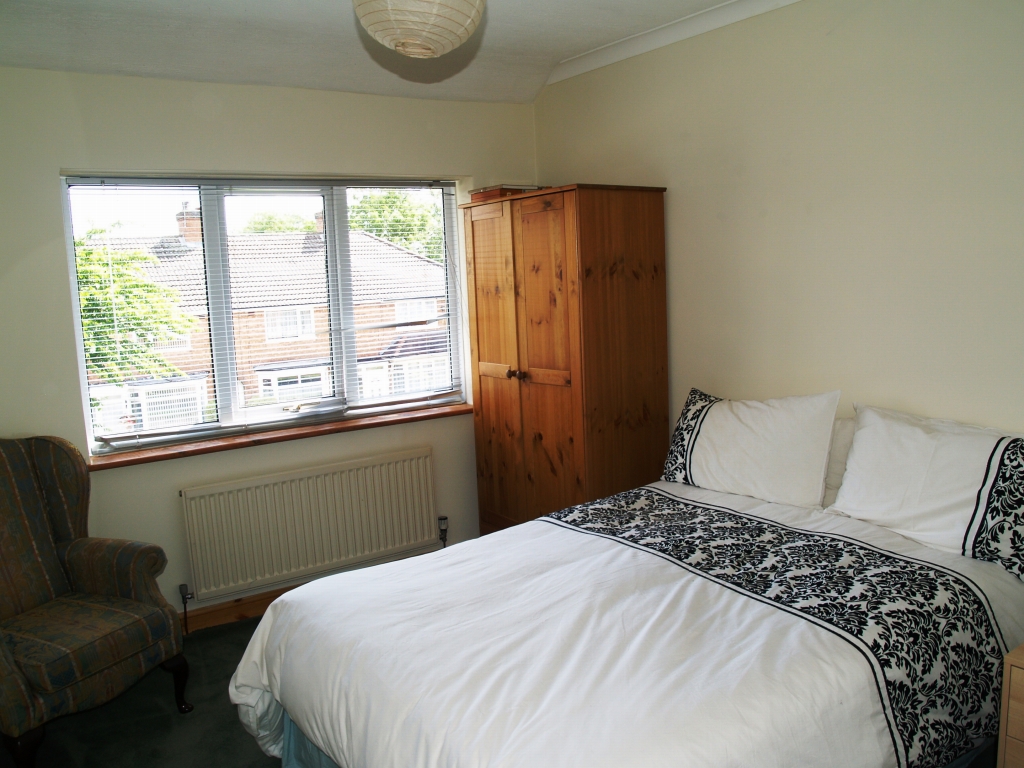 3 bedroom end terraced house SSTC in Birmingham - photograph 7.