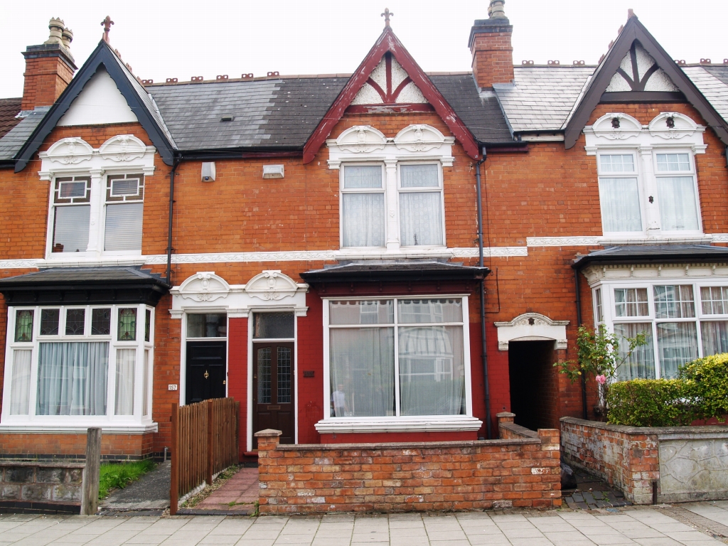 3 bedroom mid terraced house Application Made in Birmingham - Main Image.