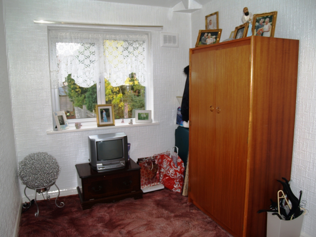 3 bedroom semi detached house SSTC in Birmingham - photograph 9.