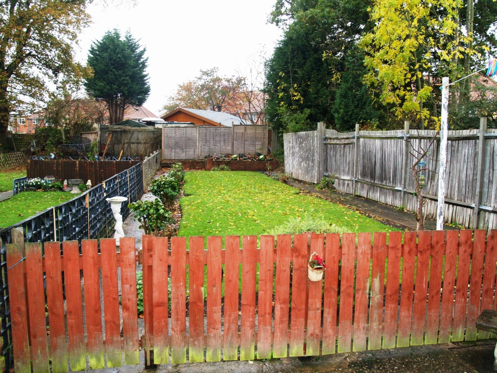 3 bedroom semi detached house SSTC in Birmingham - photograph 12.