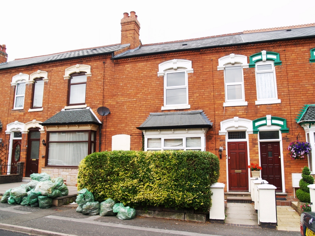 3 bedroom mid terraced house Application Made in Birmingham - photograph 1.