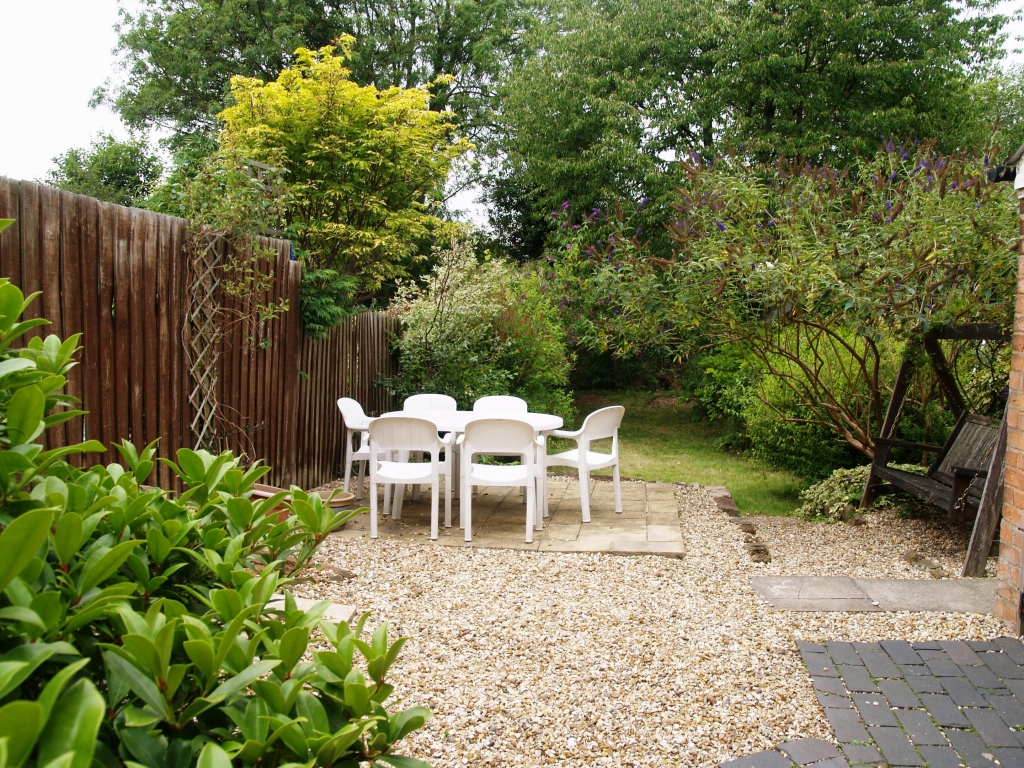 3 bedroom mid terraced house Application Made in Birmingham - photograph 4.