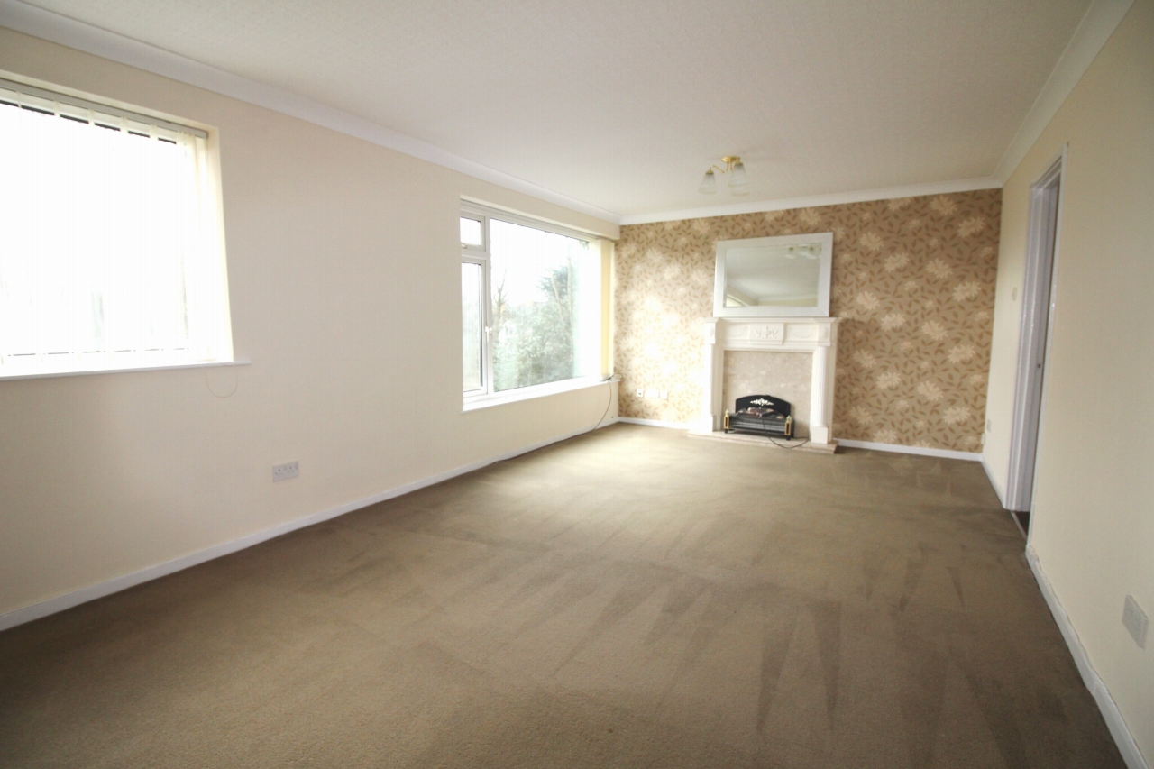 2 bedroom first floor apartment Application Made in Solihull - photograph 4.