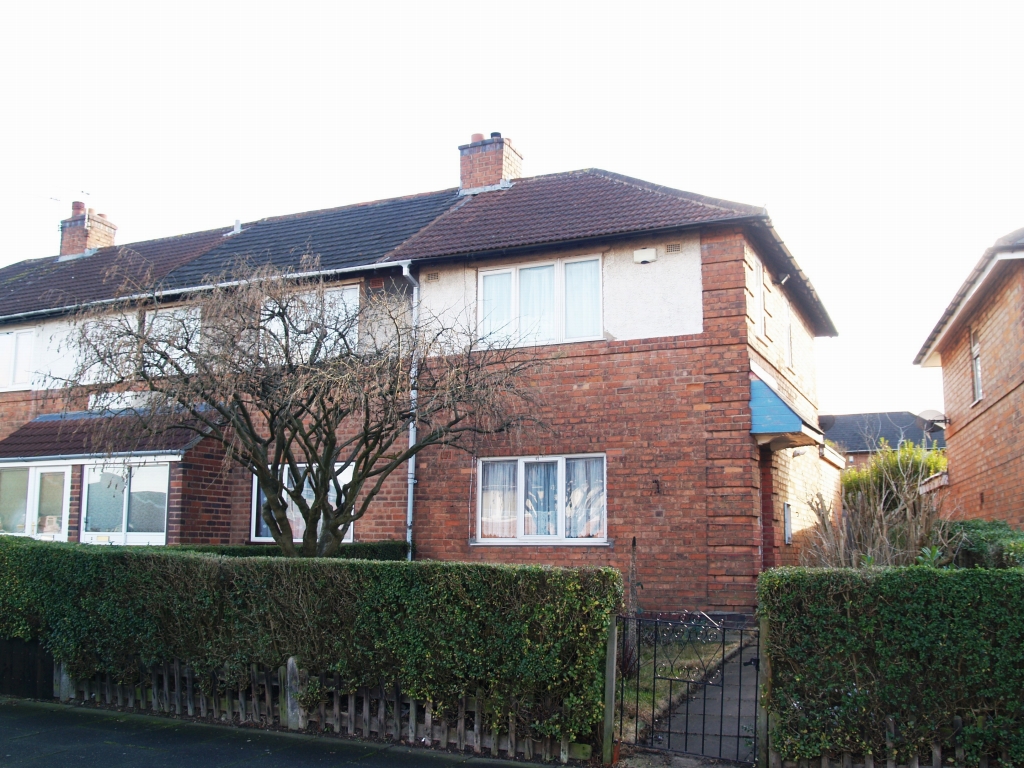 3 bedroom end terraced house SSTC in Birmingham - Main Image.