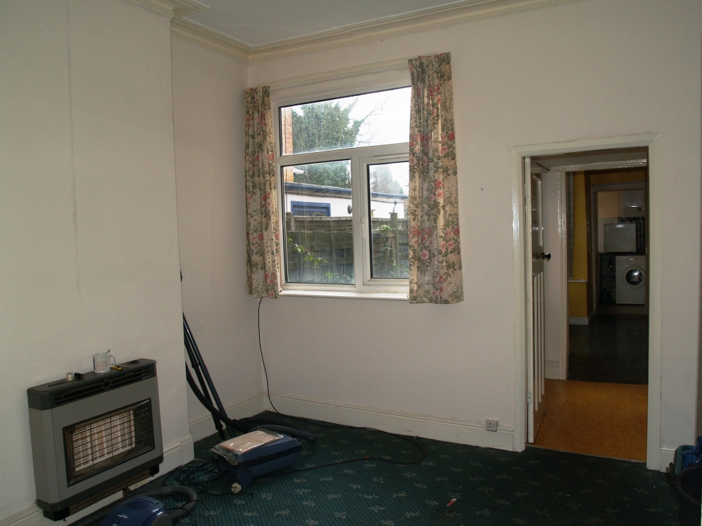 3 bedroom semi detached house SSTC in Birmingham - photograph 3.