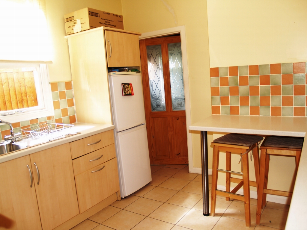 3 bedroom mid terraced house Application Made in Birmingham - photograph 6.