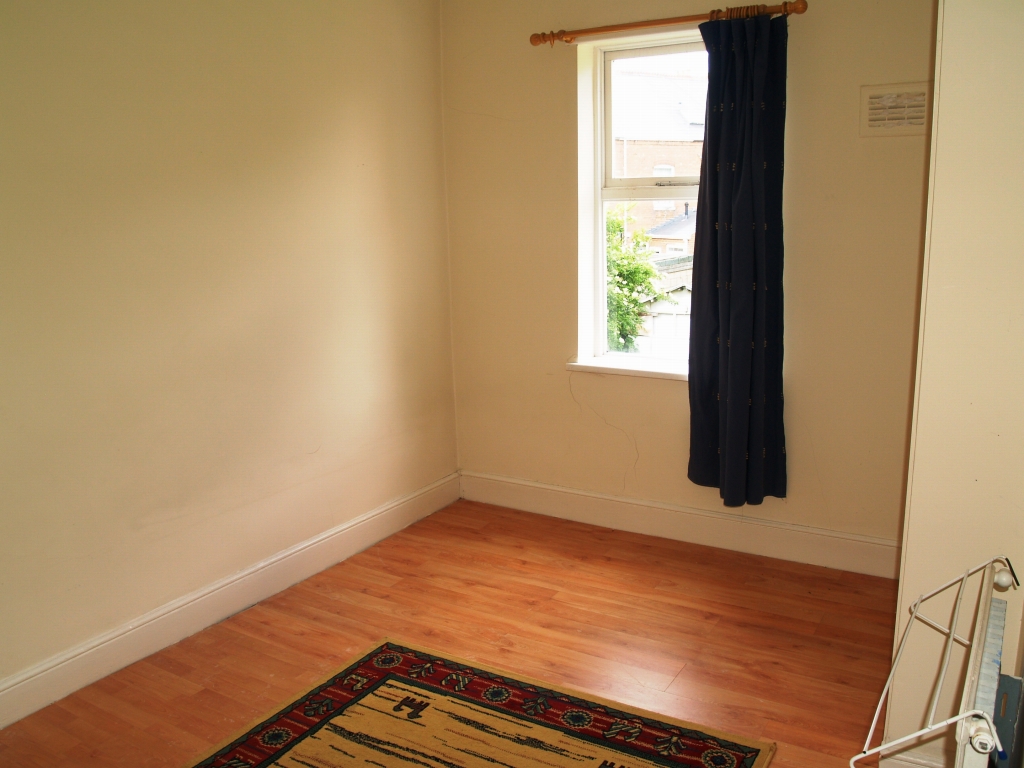 3 bedroom mid terraced house Application Made in Birmingham - photograph 9.