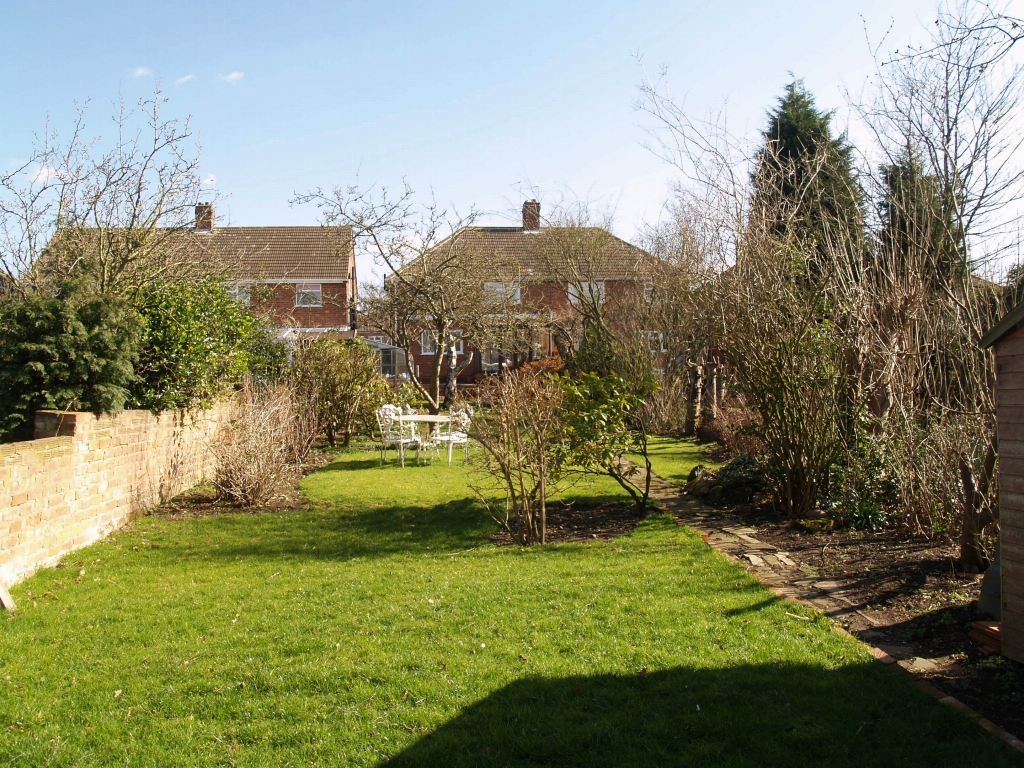 3 bedroom semi detached house SSTC in Birmingham - photograph 5.