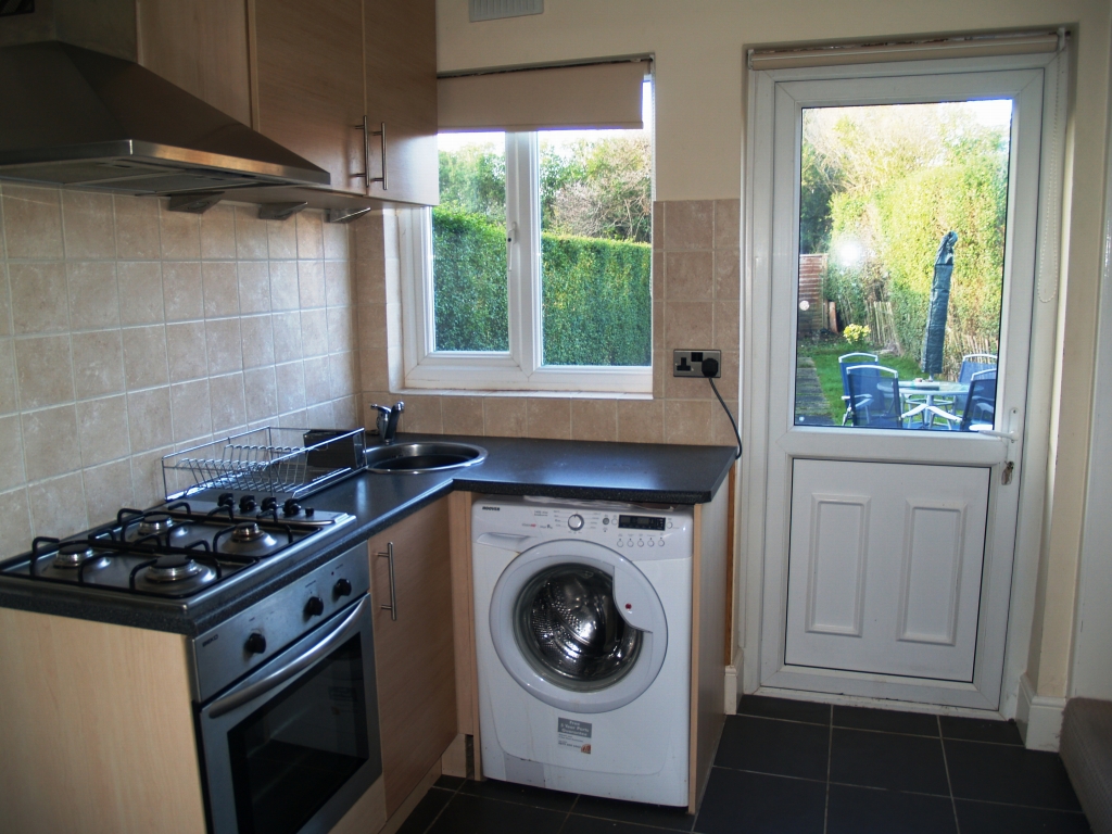 3 bedroom end terraced house Application Made in Birmingham - photograph 4.