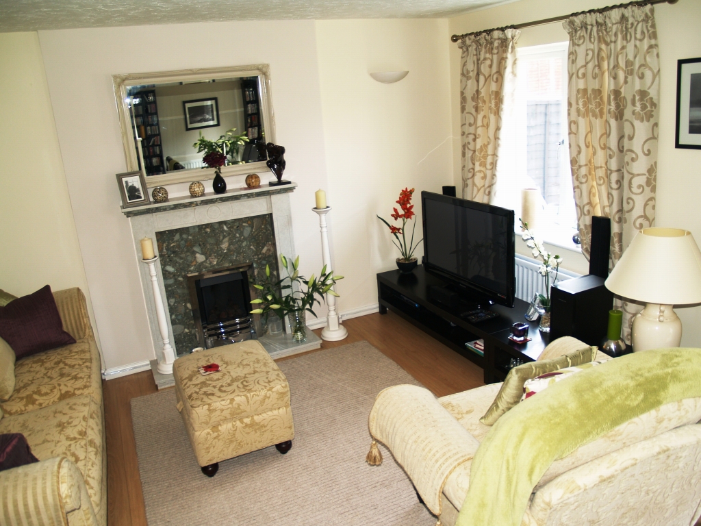 3 bedroom semi detached house SSTC in Birmingham - photograph 2.