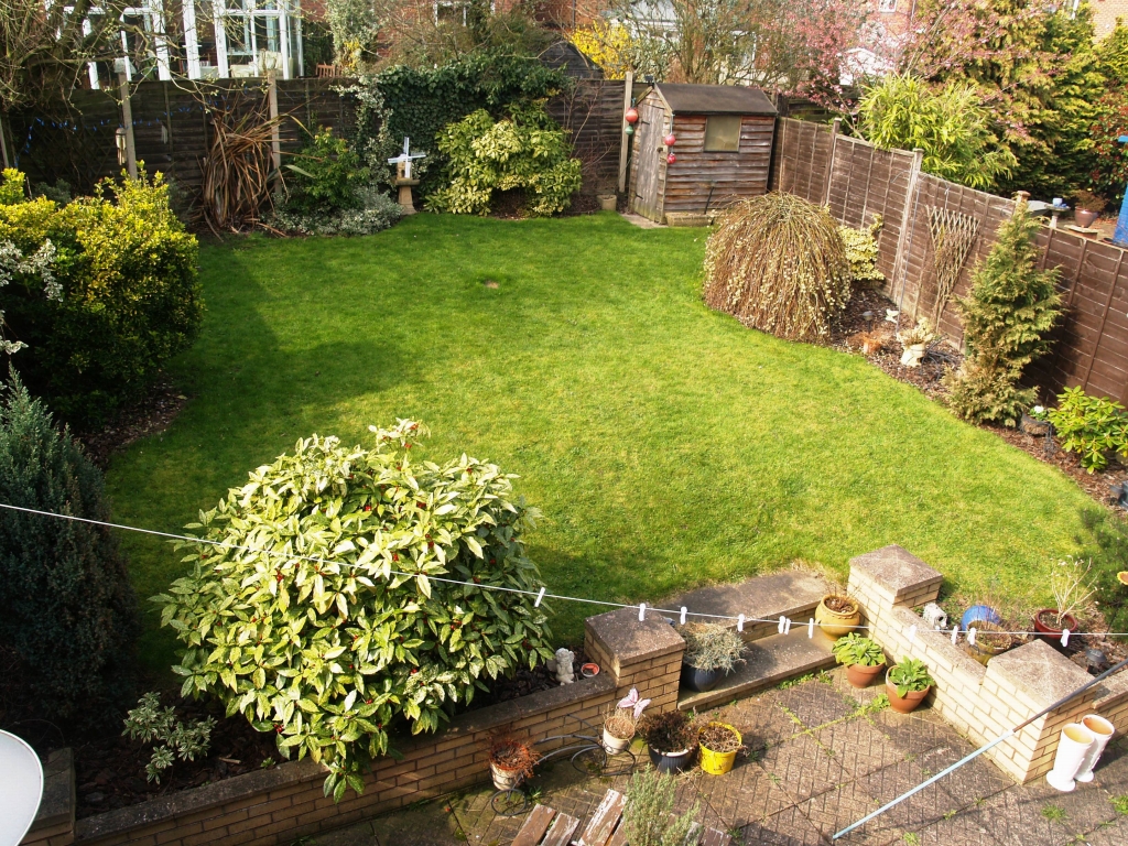 3 bedroom semi detached house SSTC in Birmingham - photograph 4.