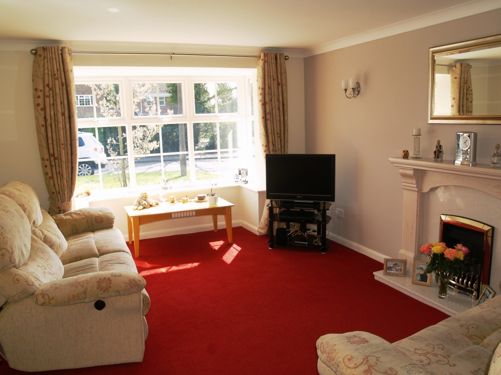 5 bedroom detached house SSTC in Solihull - photograph 6.