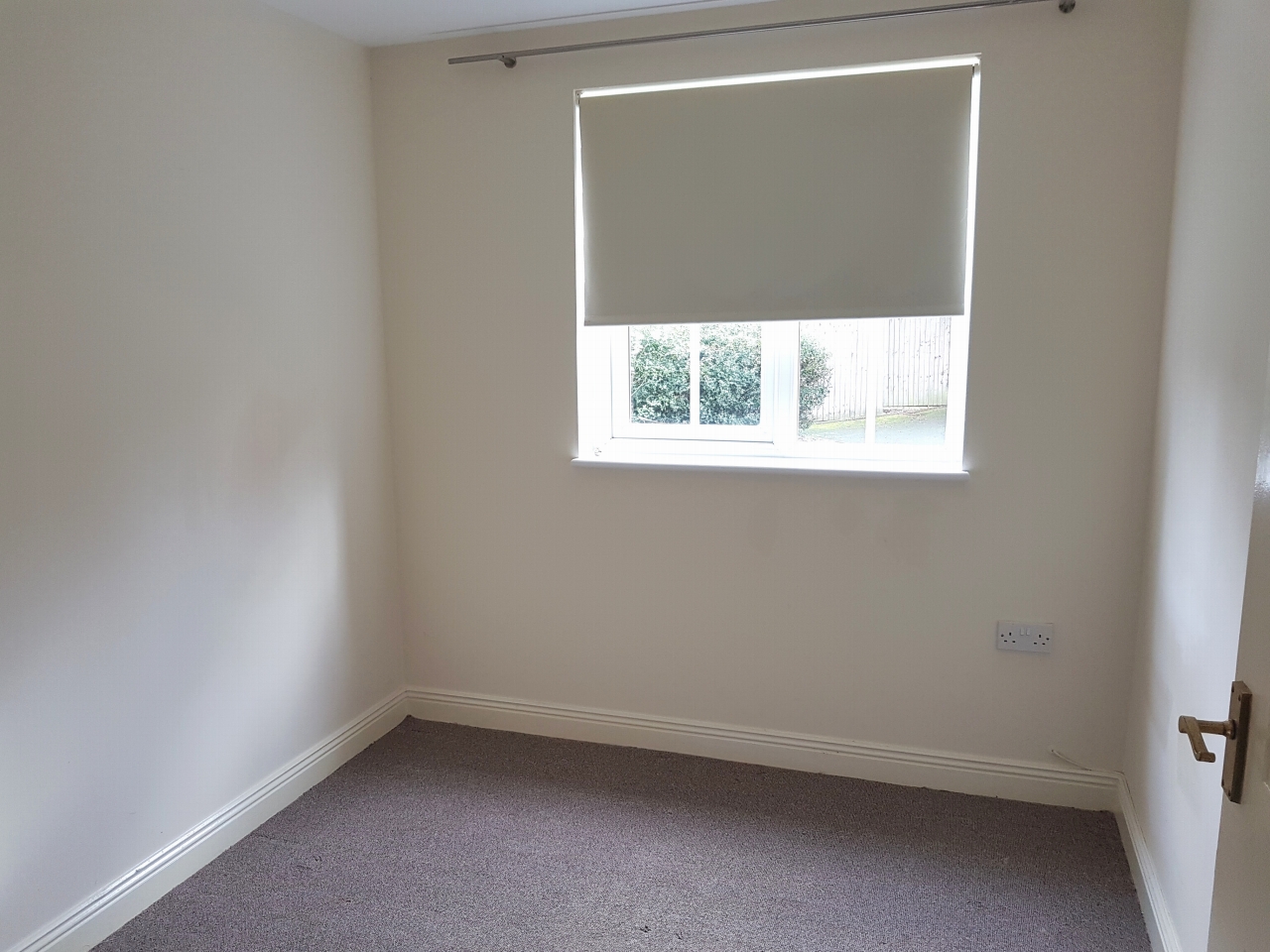 2 bedroom ground floor apartment Application Made in Solihull - photograph 7.