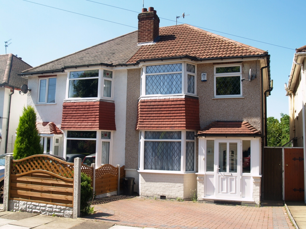 3 bedroom semi detached house SSTC in Birmingham - Main Image.