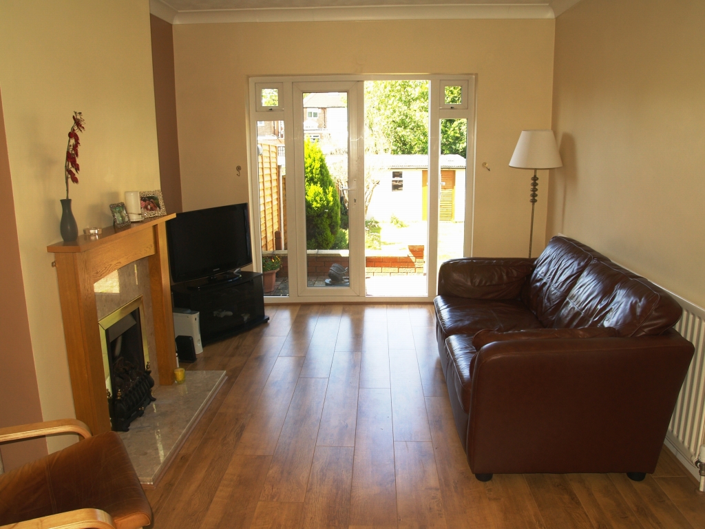 3 bedroom semi detached house SSTC in Birmingham - photograph 4.