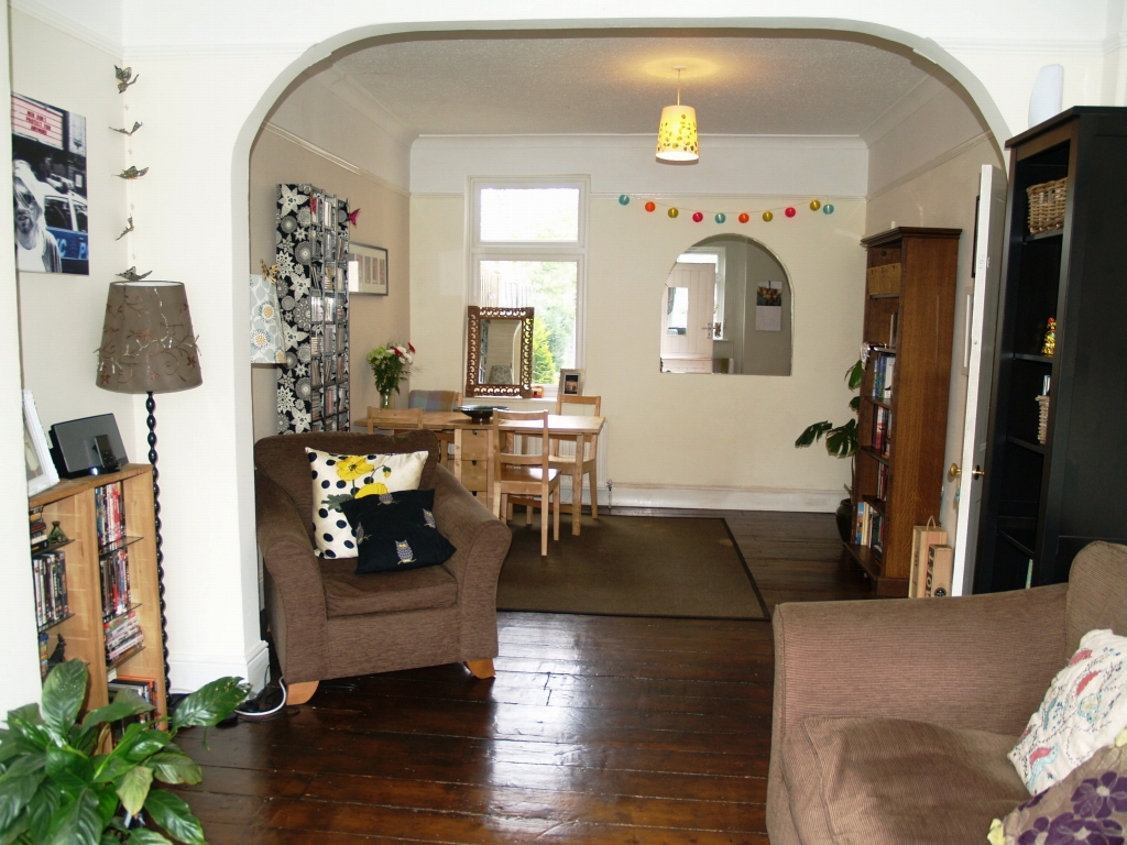 3 bedroom mid terraced house SSTC in Birmingham - photograph 1.