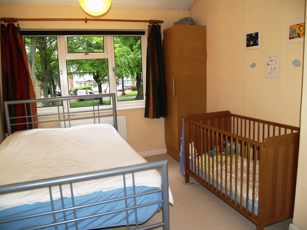 3 bedroom mid terraced house Application Made in Birmingham - photograph 7.