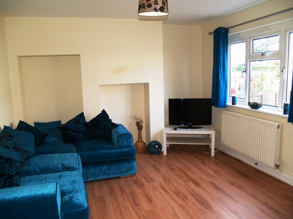 3 bedroom mid terraced house Application Made in Birmingham - photograph 5.