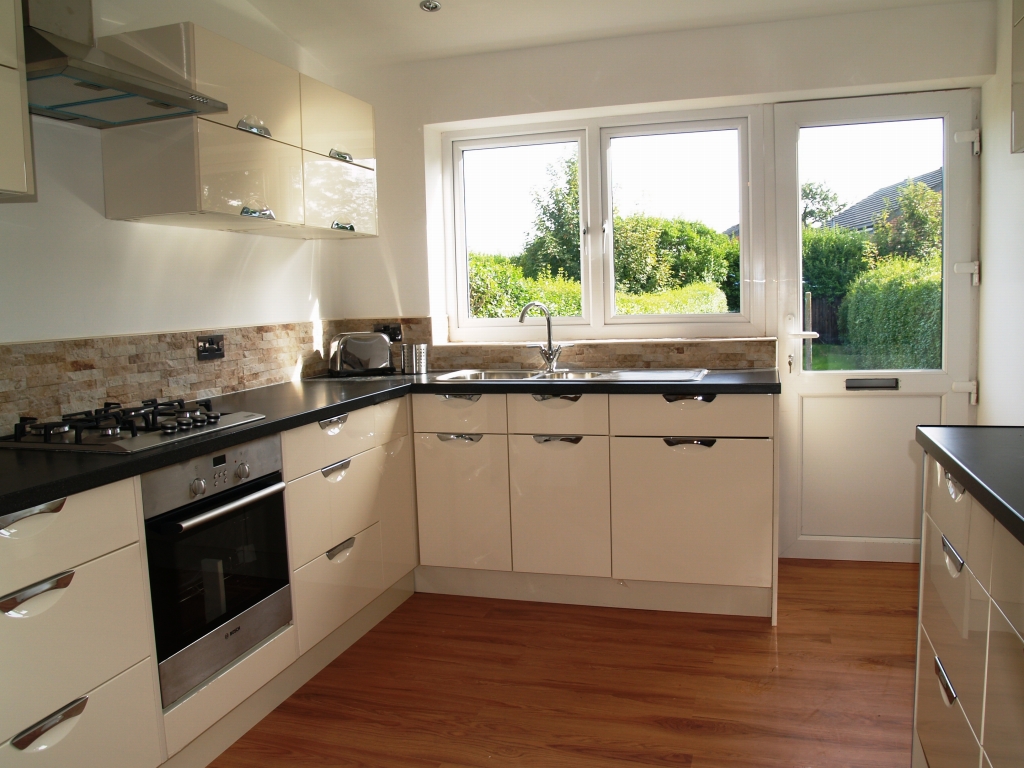 3 bedroom mid terraced house Application Made in Birmingham - photograph 2.