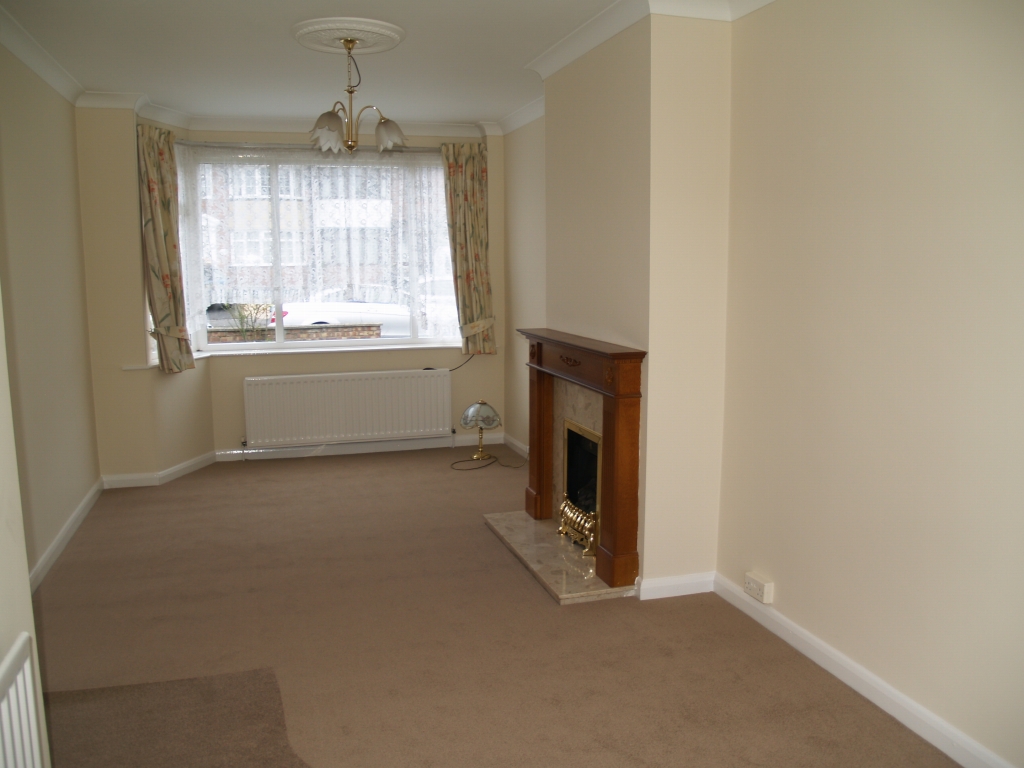 3 bedroom semi detached house SSTC in Birmingham - photograph 2.