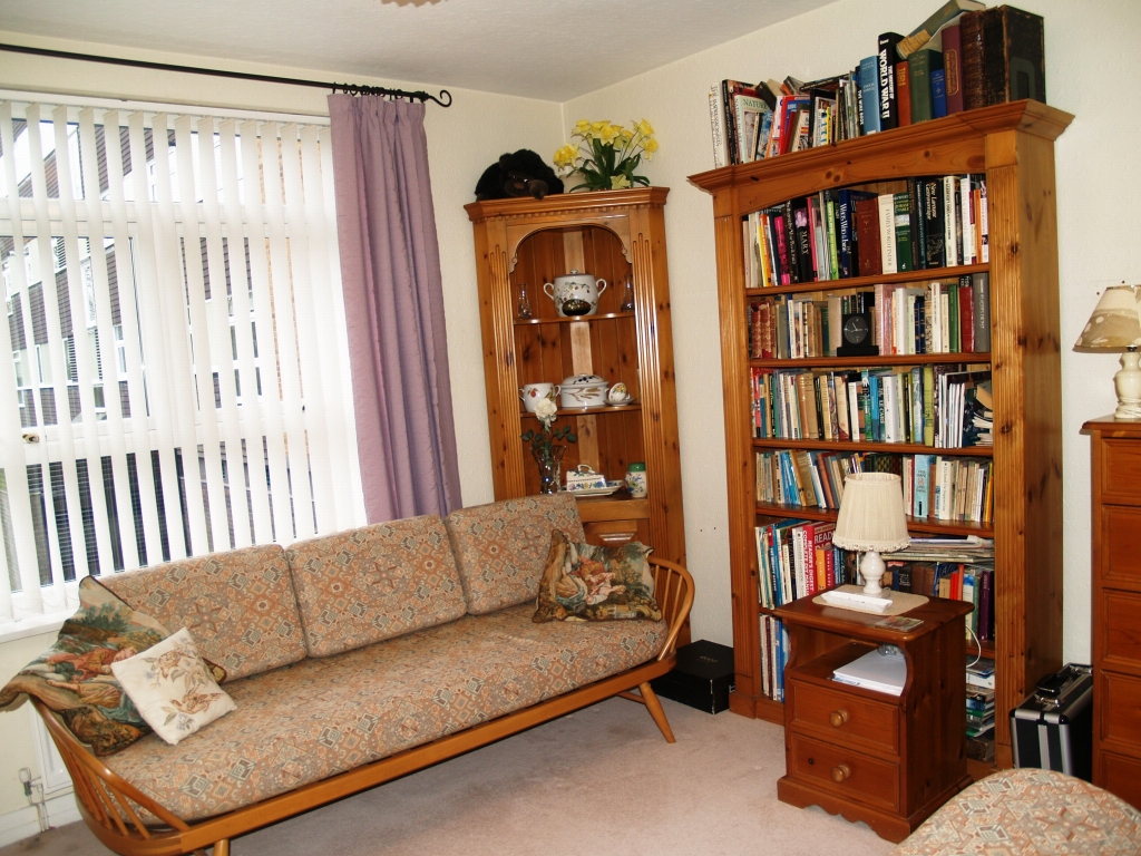 3 bedroom first floor apartment SSTC in Solihull - photograph 9.