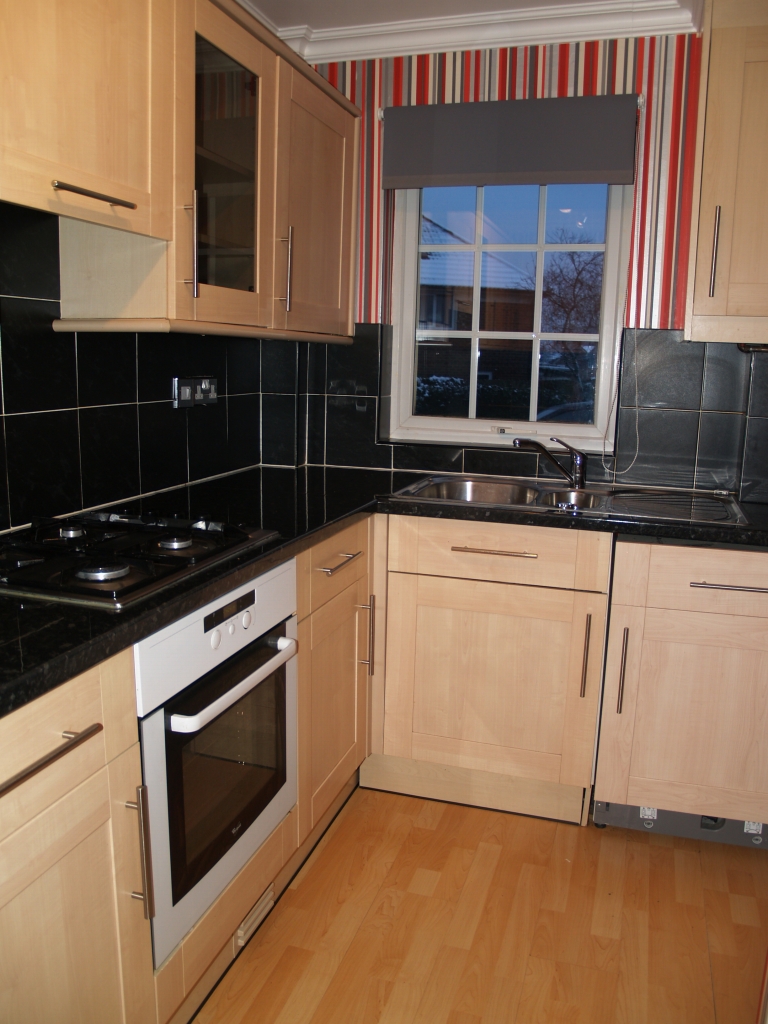 2 bedroom semi detached house SSTC in Birmingham - photograph 4.