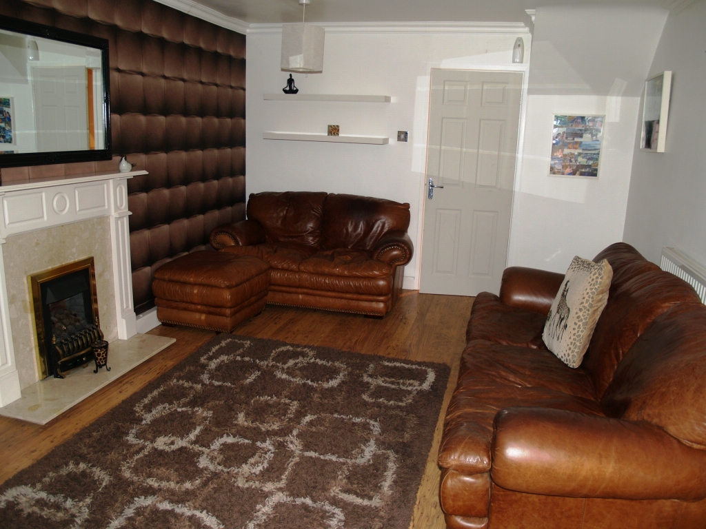 2 bedroom semi detached house SSTC in Birmingham - photograph 6.