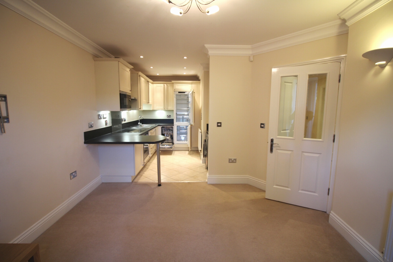 2 bedroom ground floor apartment Application Made in Solihull - photograph 2.
