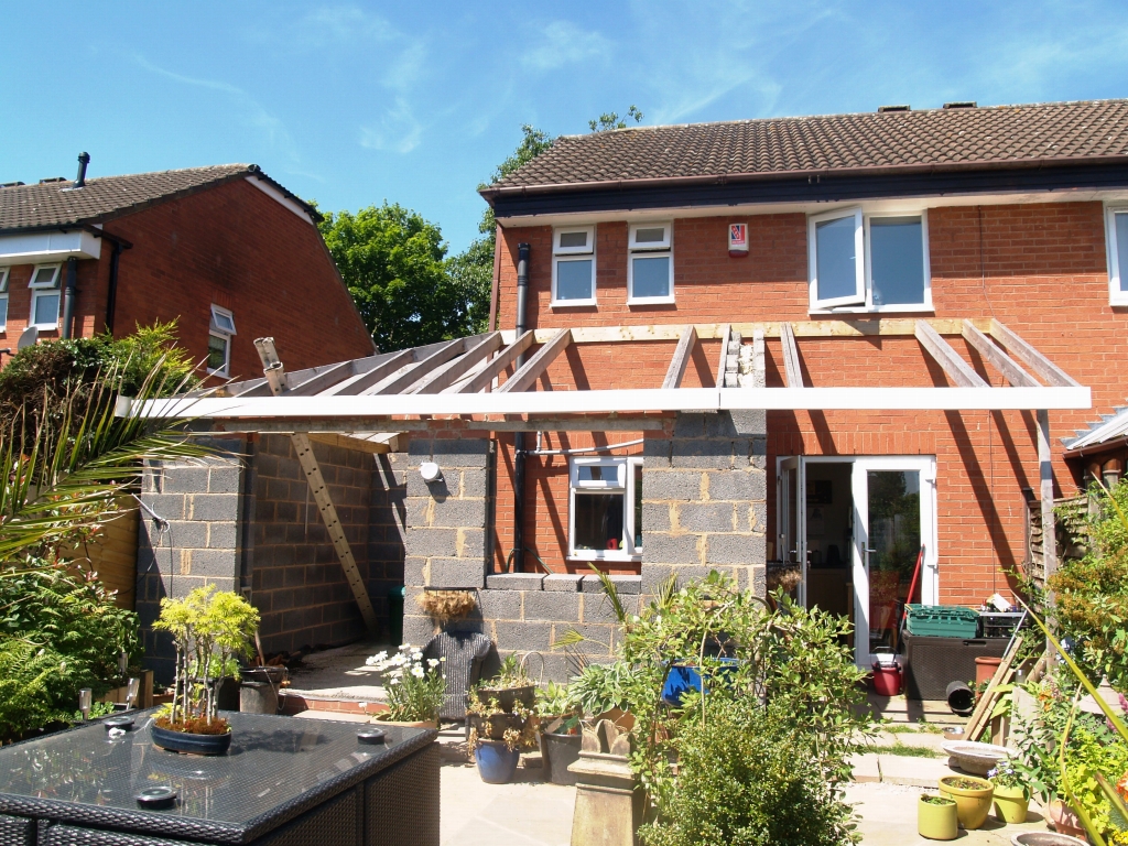 3 bedroom semi detached house SSTC in Solihull - photograph 2.