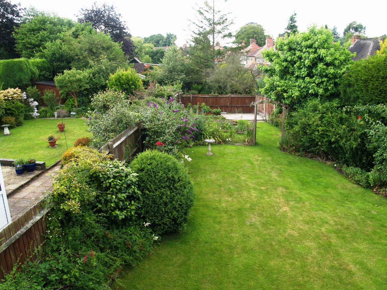 4 bedroom detached house SSTC in Solihull - photograph 8.