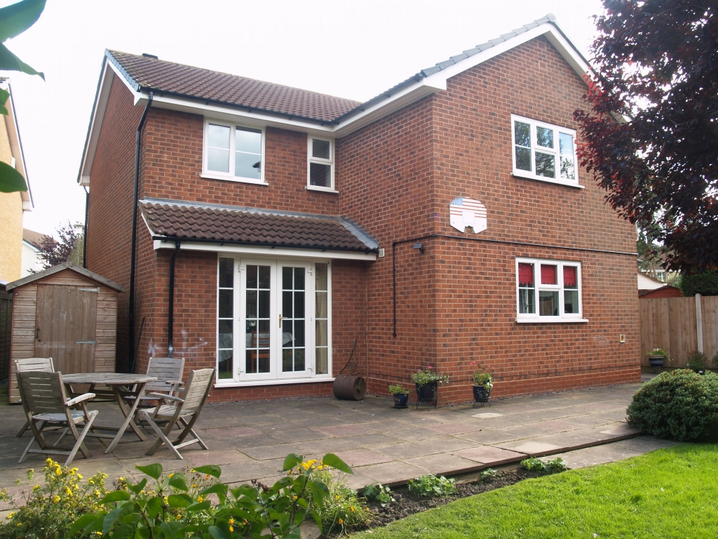 4 bedroom detached house SSTC in Solihull - photograph 2.