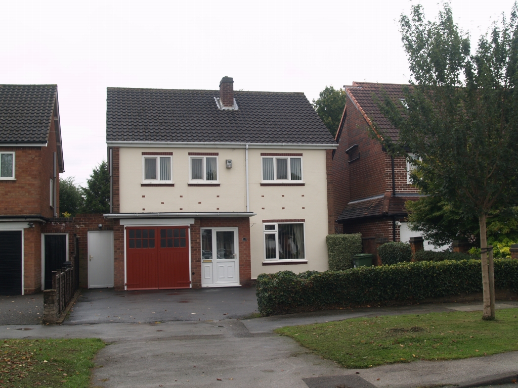 3 bedroom detached house SSTC in Solihull - Main Image.